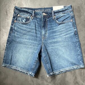 NWT American Eagle Strigid 8” Denim Short